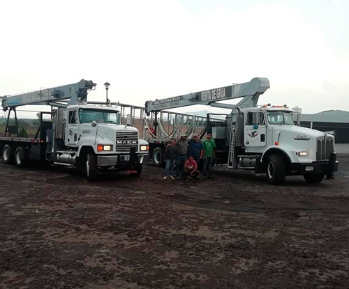 Grúas Mack y Kenworth